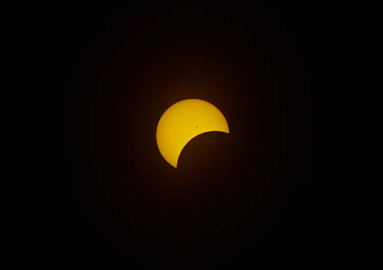 [Solar Eclipse (partial phase), Magog, Quebec](https://www.google.com/maps/search/?api=1&query=Magog+Quebec+Canada) · Nikon Z50 · 55-300mm