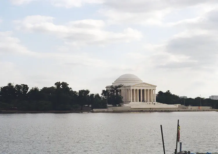 [Jefferson Memorial, Washington D.C.](https://www.google.com/maps/search/?api=1&query=Jefferson+Memorial+Washington+DC) · Nikon FM2 · 50mm · Kodak GB 200-7