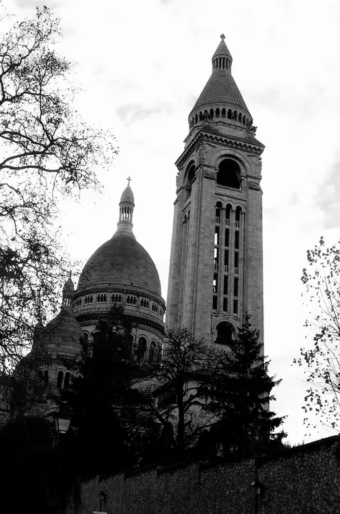 [Montmartre, Paris](https://www.google.com/maps/search/?api=1&query=Montmartre+Paris) · Nikon FM2 · 50mm · Ilford FP4 Plus 125